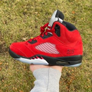 Jordan 5 ragging bull